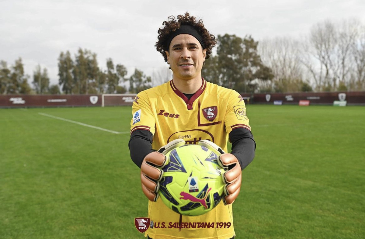 Memo Ochoa Italia